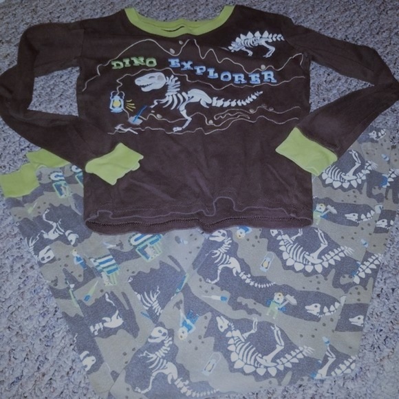 NWT Gymboree Boys Dino Dinosaur Gymmies Pajama Set Pj cotton Long Sleeve